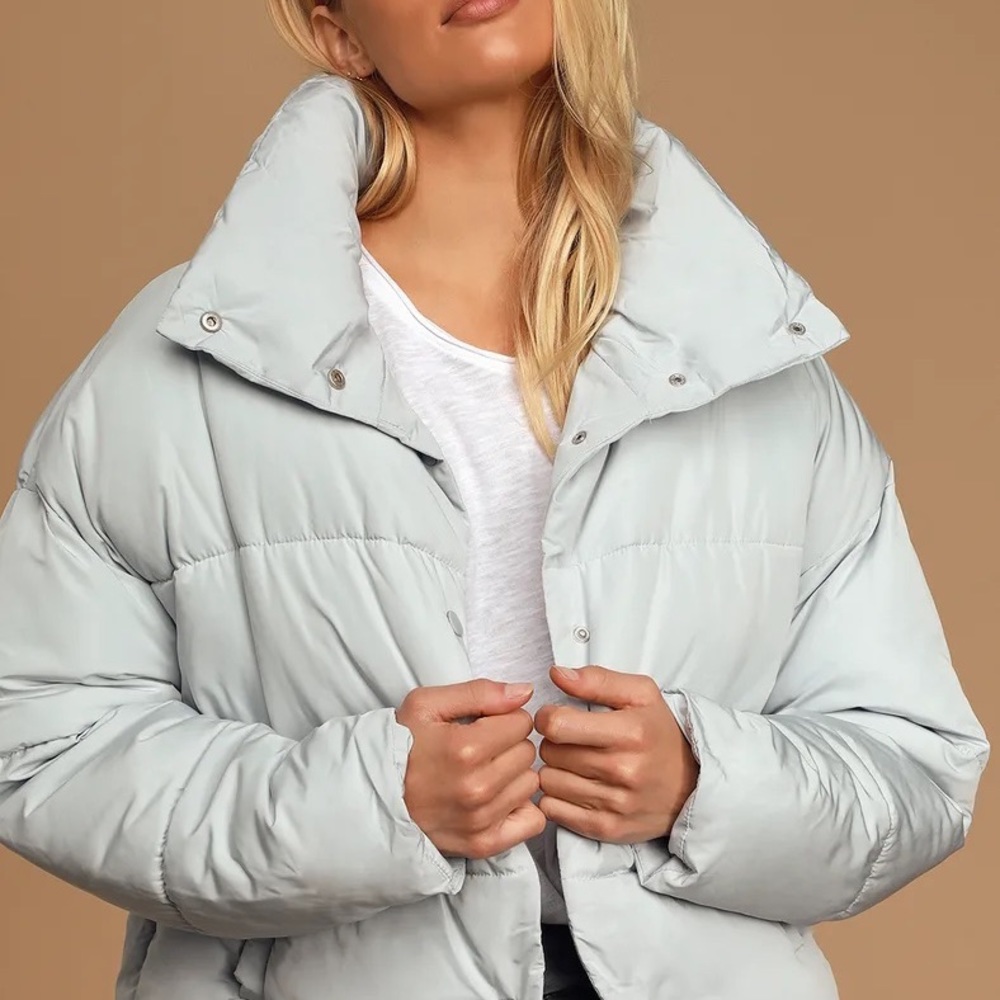 NWOT Free People puffer coat. Size small.